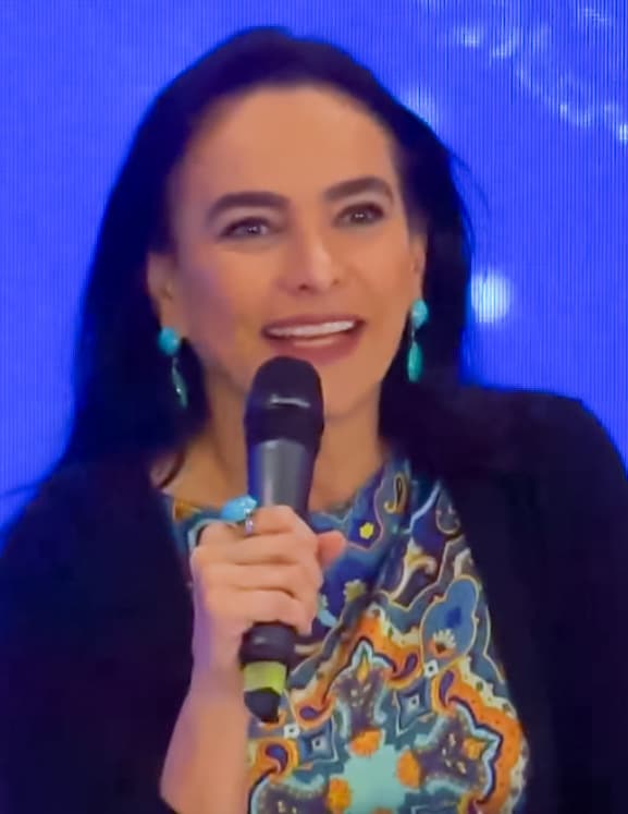Luz María Zapata